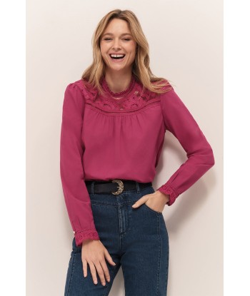 CRISTAL - Blouse fuchsia col collerette avec dentelle Venez découvrir notre 