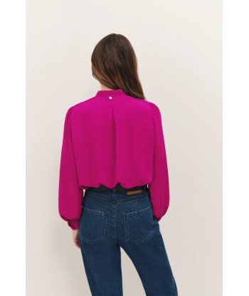 CYRILLE - Blouse fuchsia fluide à col lavallière pour bénéficier 