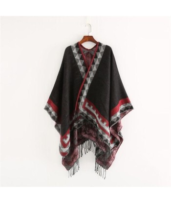 Poncho Indien Noir et Rouge l'évolution des habitudes 