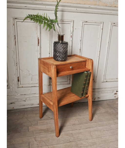 Petite table vintage s'inspire de l'anatomie humaine