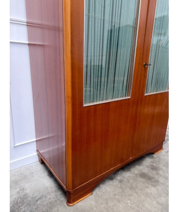 Armoire vitrée années 70’s Découvrez la collection