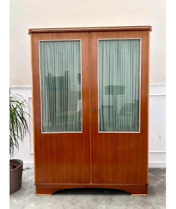 Armoire vitrée années 70’s Découvrez la collection