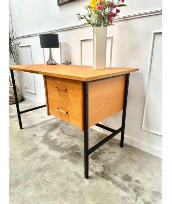 Bureau moderniste vintage chez Cornerstreet bien 