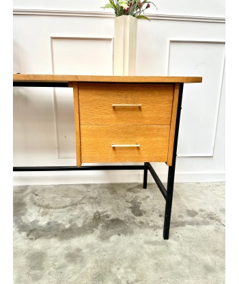 Bureau moderniste vintage chez Cornerstreet bien 