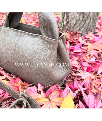 SAC Petit BOULE CUIR GRAINÉ LIYA TAUPE pas cher